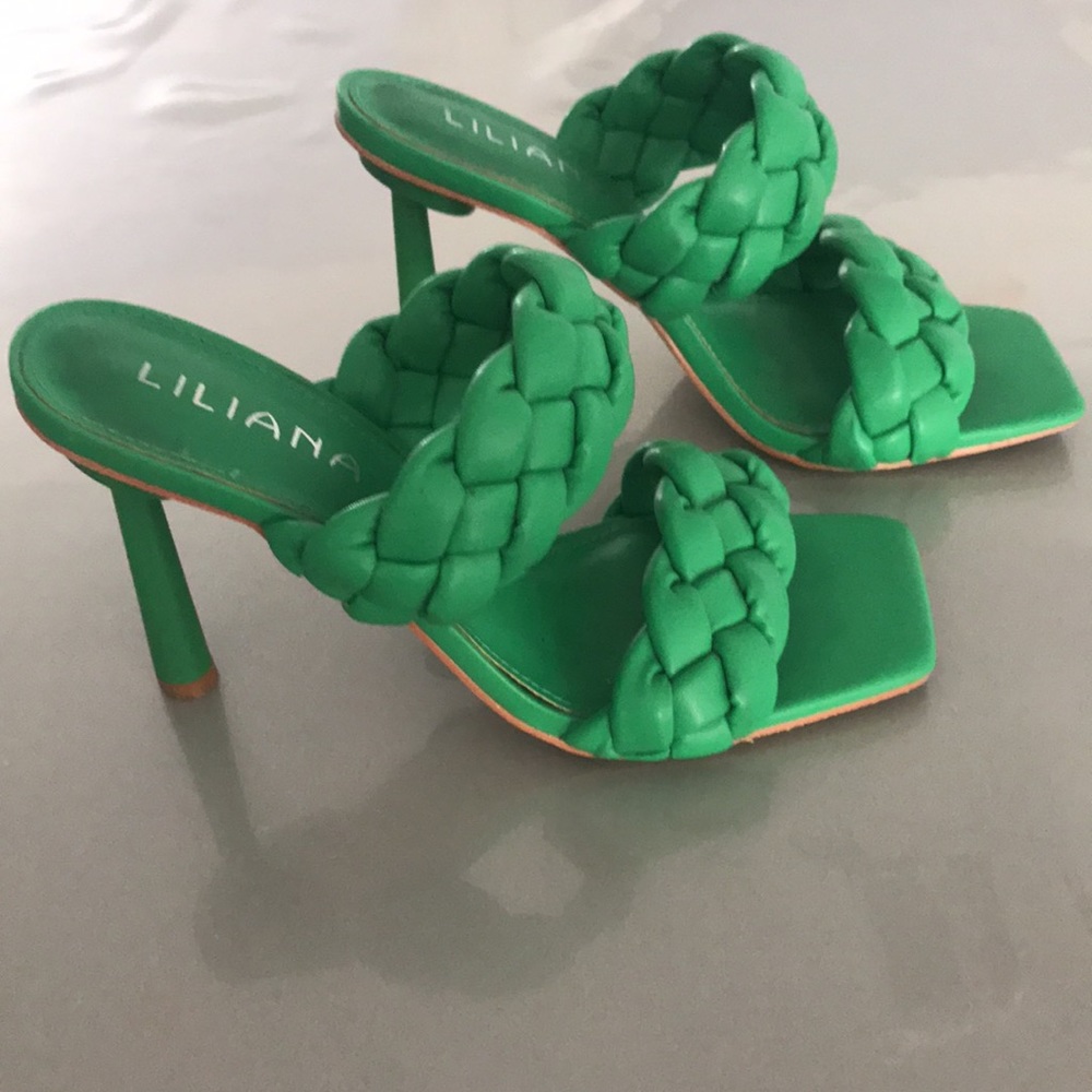 Liliana, Women Size 7 Green Rope Braided Heels - Picture 6 of 9
